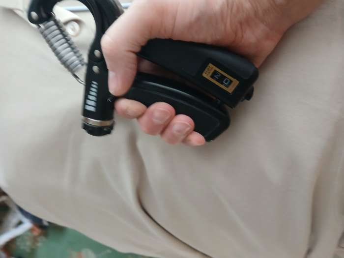 Фотография покупателя товара Эспандер кистевой ONLYTOP, со счётчиком, 20 кг, цвета МИКС - Фото 2