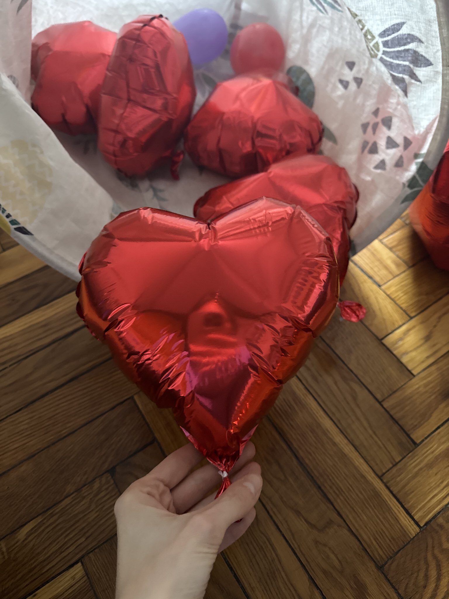 Фотография покупателя товара Шар воздушный фольгированный 9" Сердце, красный, для палочки - Фото 1