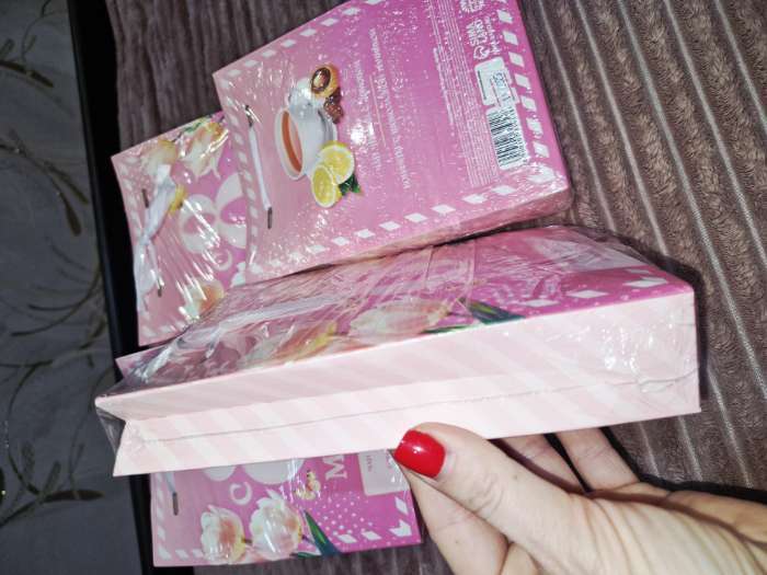 Фотография покупателя товара Подарочный набор «8 марта» чай 50 г, конфеты 100 г - Фото 3