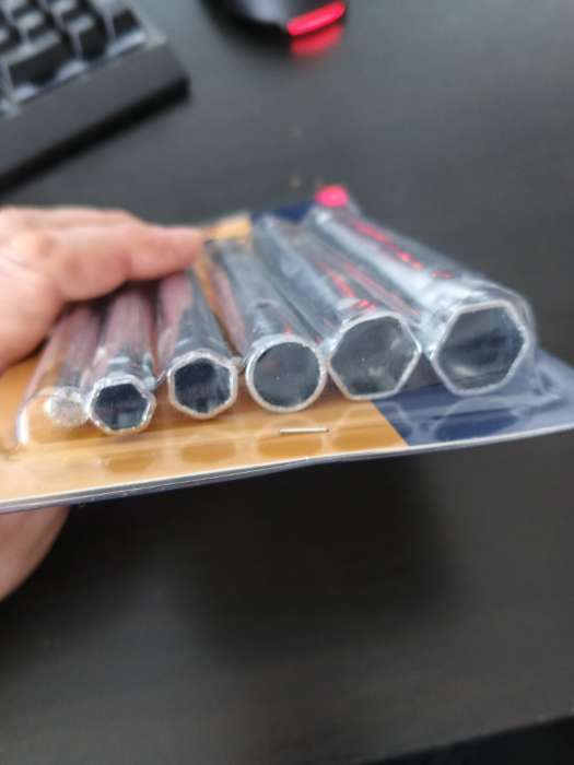 Фотография покупателя товара Набор ключей торцевых трубчатых ТУНДРА, оцинкованные, 8 - 17 мм, вороток, 6 предметов - Фото 1