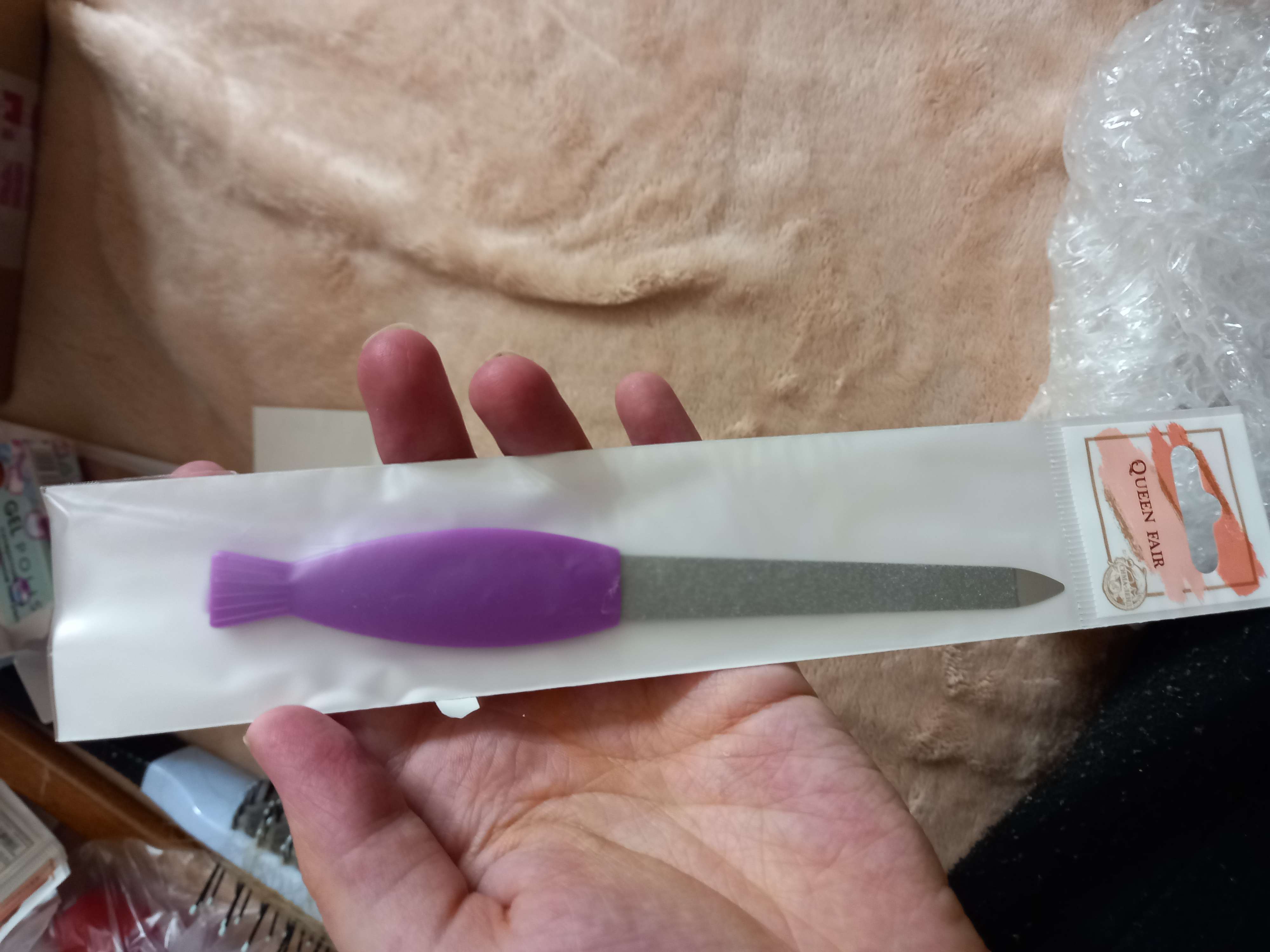 Фотография покупателя товара Пилка-триммер металлическая для ногтей, фигурная ручка, с защитным колпачком, 17 см, цвет МИКС - Фото 4