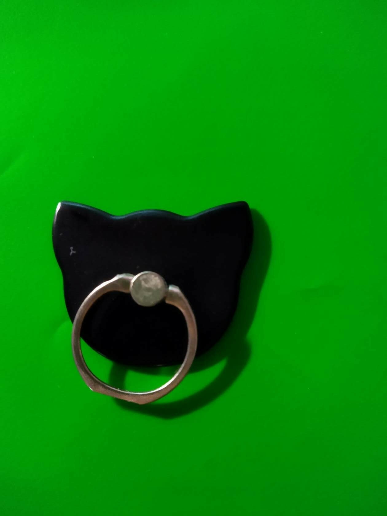 Фотография покупателя товара Держатель-подставка с кольцом для телефона LuazON, в форме "Кошки", чёрный