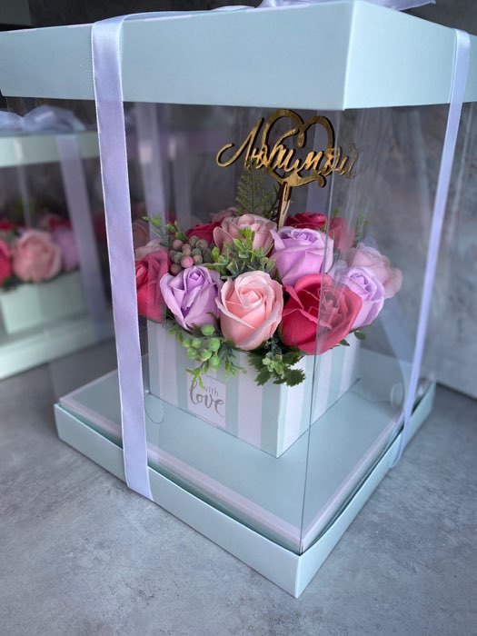 Фотография покупателя товара Коробка подарочная для цветов с вазой и PVC окнами складная, упаковка, «With love», 23 х 30 х 23 см - Фото 2