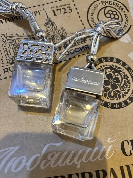 Фотография покупателя товара Флакон под ароматизатор в машину, подвесной, Car Parfume 8 мл, хром - Фото 3