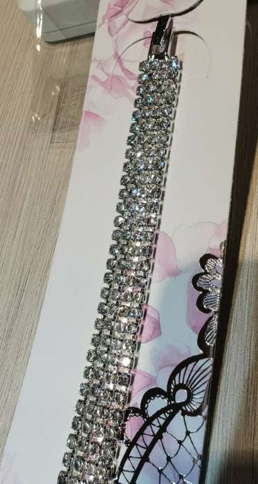 Фотография покупателя товара Браслет со стразами «Сияй» четыре ряда, цвет белый в серебре, 18 см - Фото 2