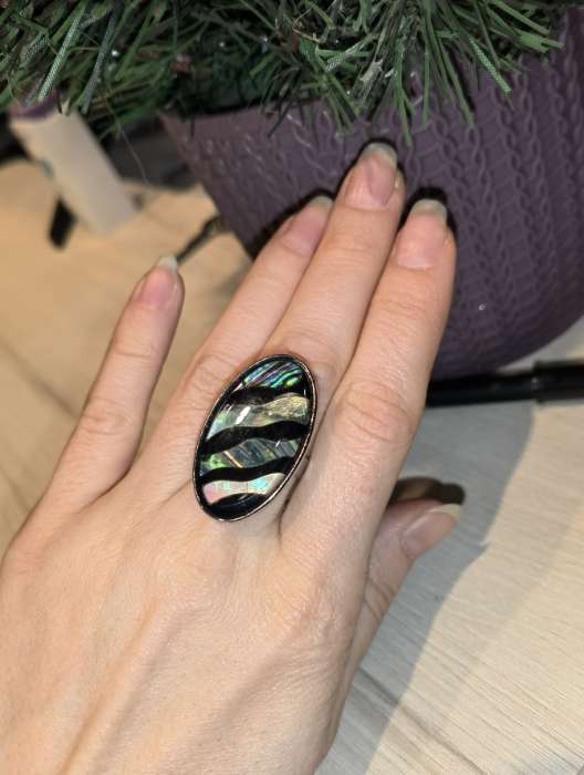 Фотография покупателя товара Кольцо «Галиотис» волна, цветное в серебре, безразмерное - Фото 3