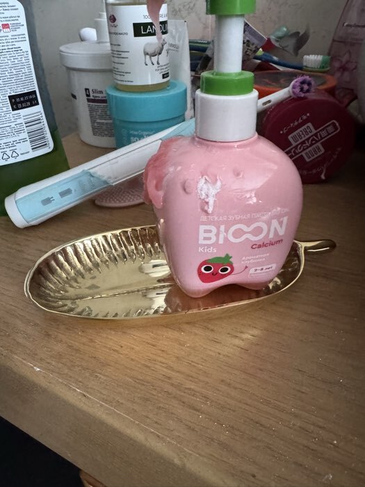 Фотография покупателя товара Блюдо сервировочное «Ливс», 7.5×16.5×1.5 см, латунь - Фото 2