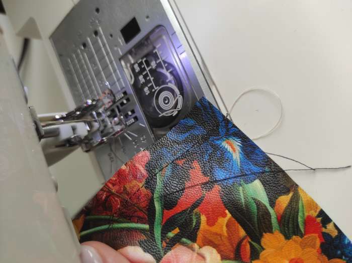 Фотография покупателя товара Лапка для швейных машин, шагающая, 7 мм, открытая - Фото 3