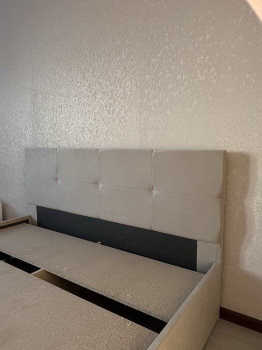 Фотография покупателя товара Кровать двуспальная, с основанием, спальное место 1600×2000 мм, велюр, цвет бежевый - Фото 3