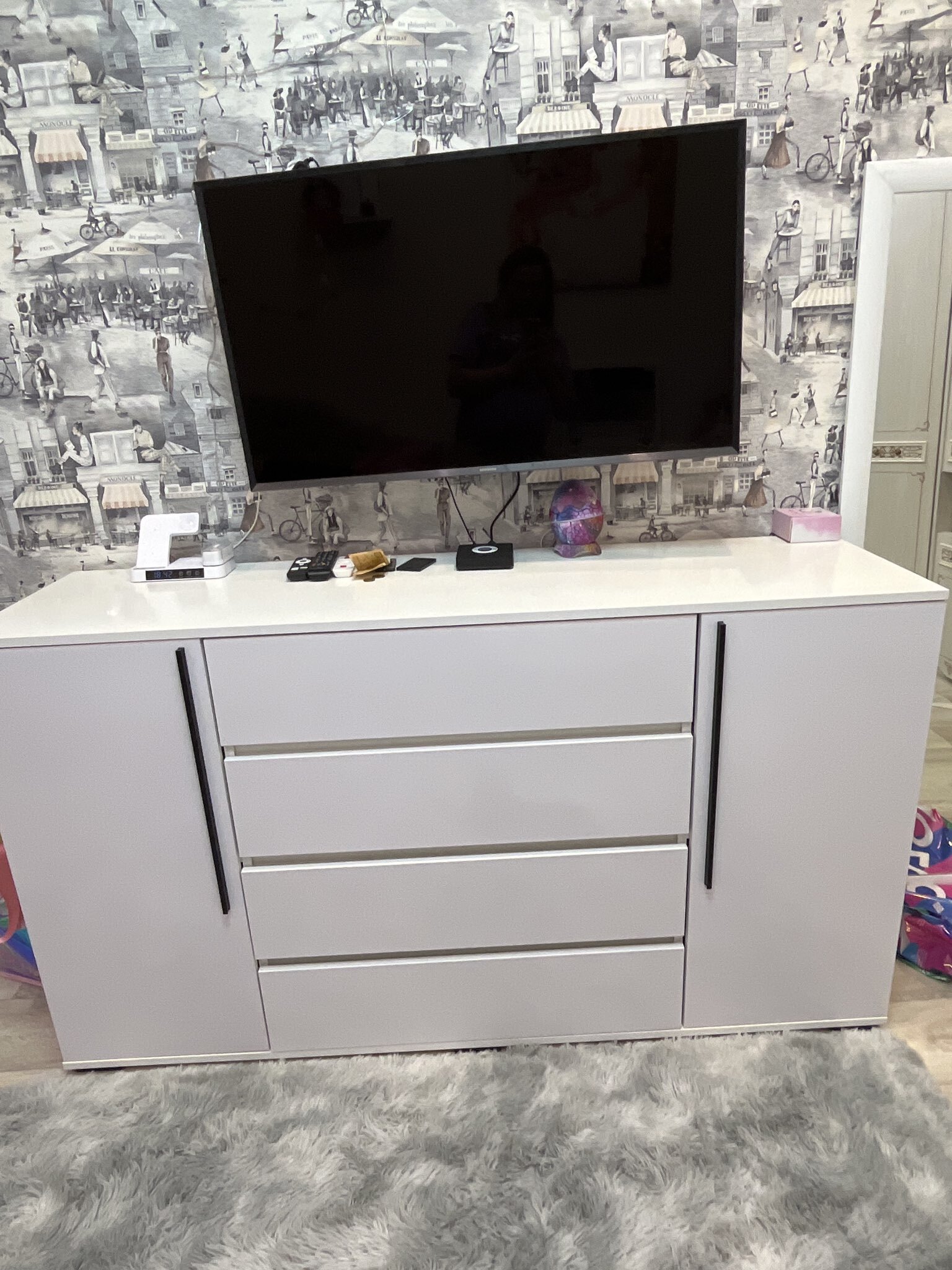 Фотография покупателя товара Комод напольный «Норд», 1 дверь, 4 ящика, 1200×450×900 мм, цвет белый глянец/белый - Фото 1