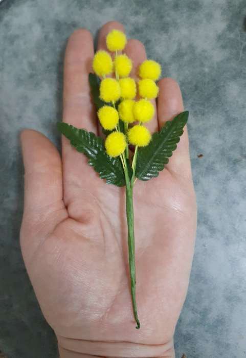 Фотография покупателя товара Декоративная веточка «Мимозы», 49×10×3.5 см - Фото 1