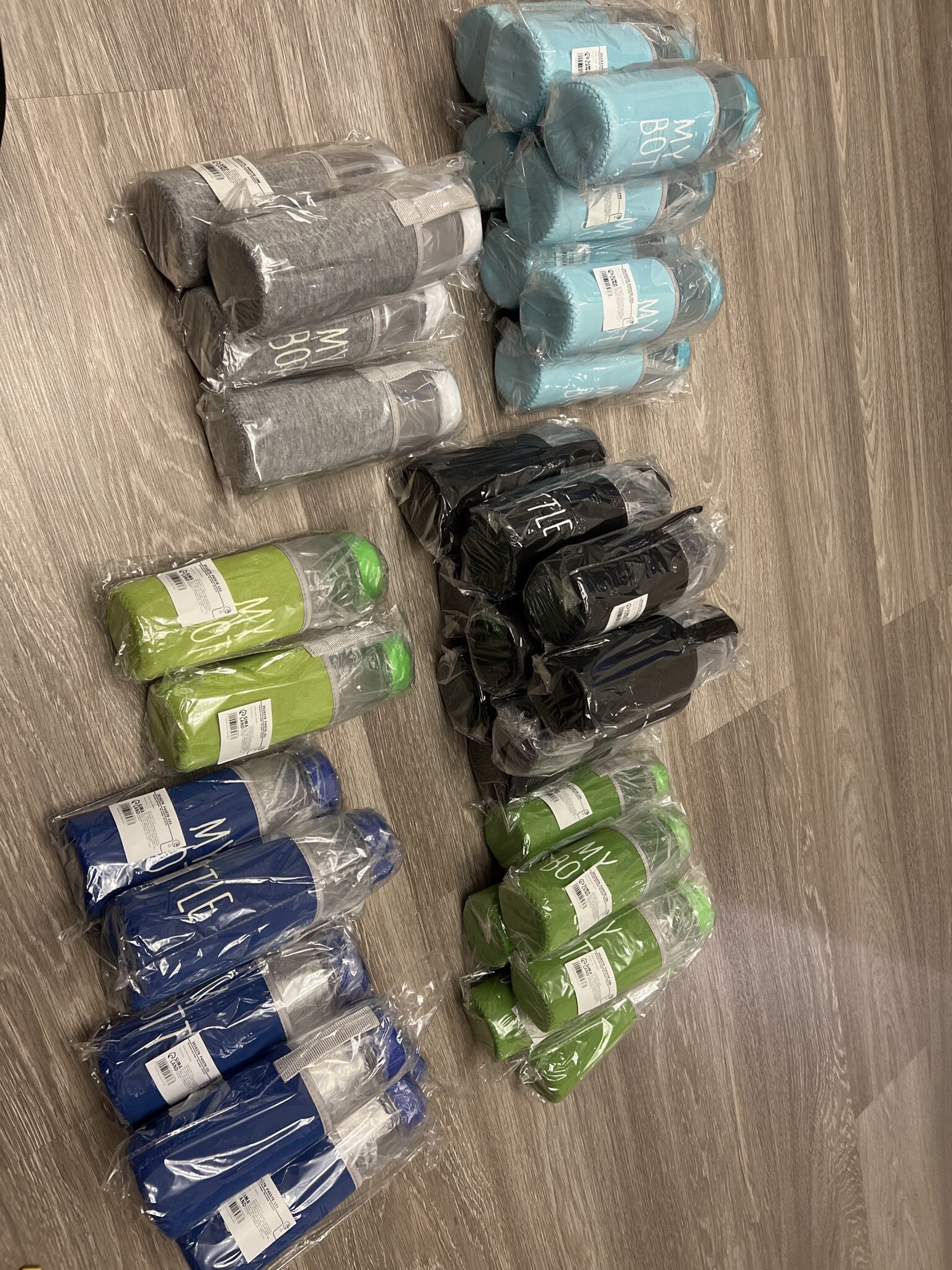 Фотография покупателя товара Бутылка для воды My bottle, 500 мл, 19.5×6 см, чехол в комплекте, цвет МИКС - Фото 1