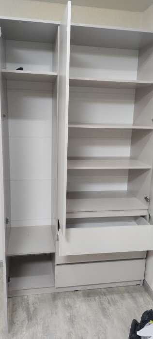 Фотография покупателя товара Шкаф прямой трёхстворчатый для одежды «Лора», с ящиками, 1200×500×2100 мм, цвет кашемир - Фото 1