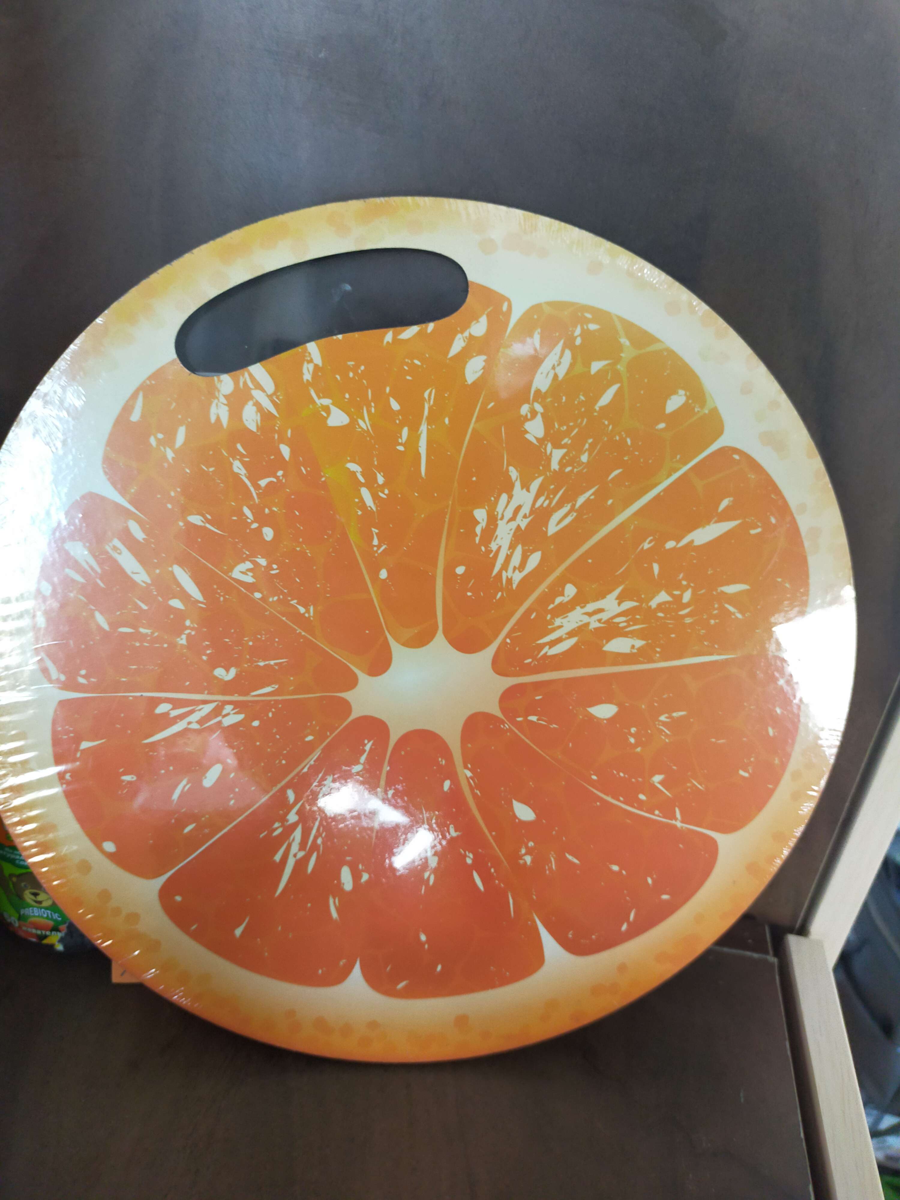 Фотография покупателя товара Доска разделочная и сервировочная круглая кухонная "Апельсин в разрезе", 25,5 см - Фото 8