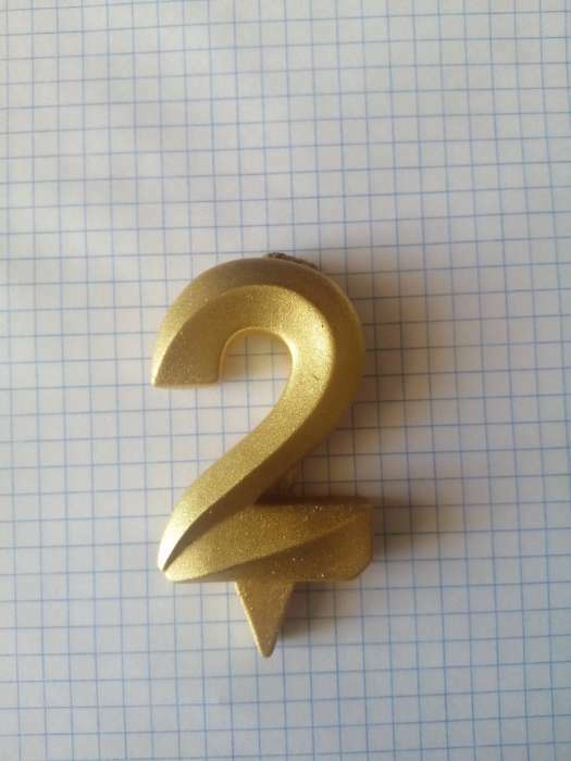 Фотография покупателя товара Свеча в торт "Грань", цифра "3", золотой металлик, 6,5 см - Фото 76