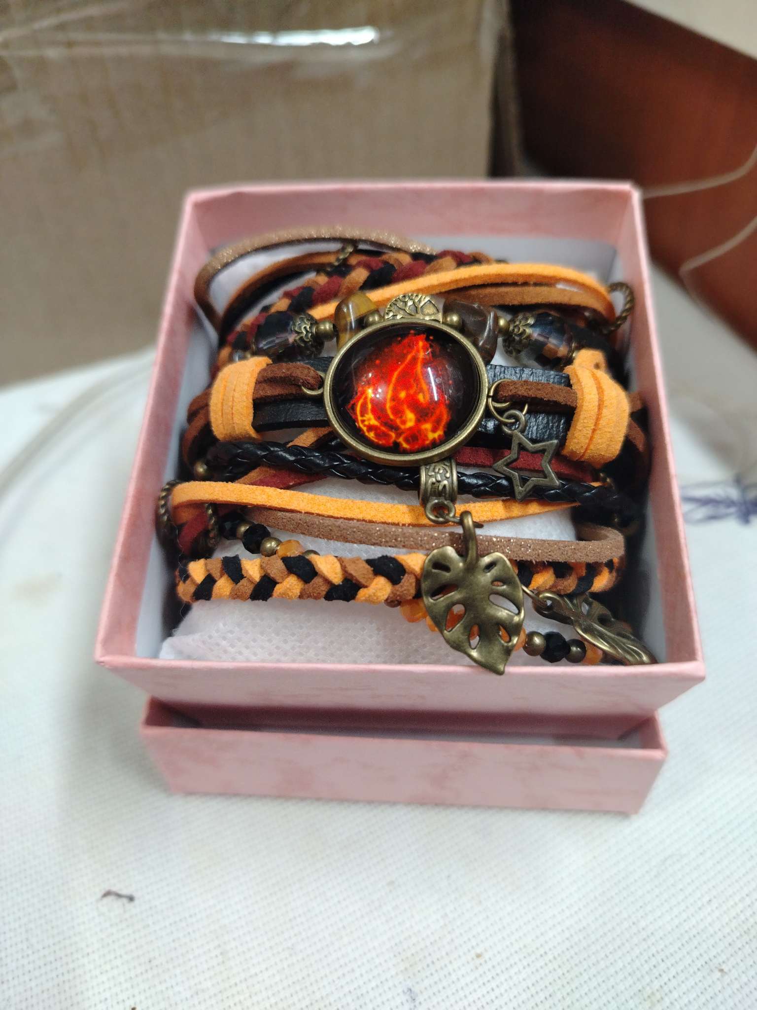 Фотография покупателя товара Коробочка подарочная для часов, 9×8.5×5 см, вставка чёрная, чёрная - Фото 1