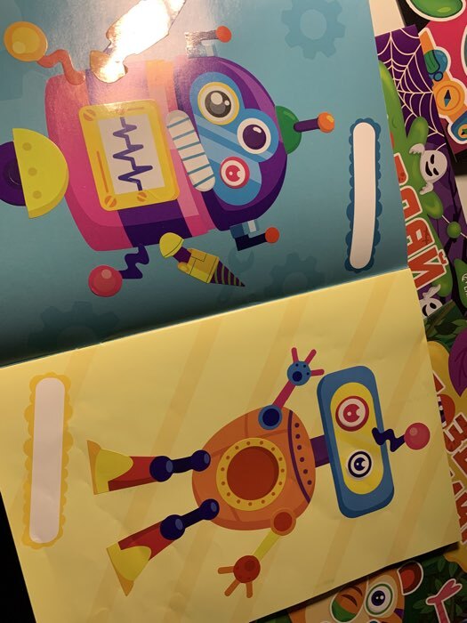 Фотография покупателя товара Книга с наклейками «Создай чудика. Зверушки», 133 наклейки - Фото 3