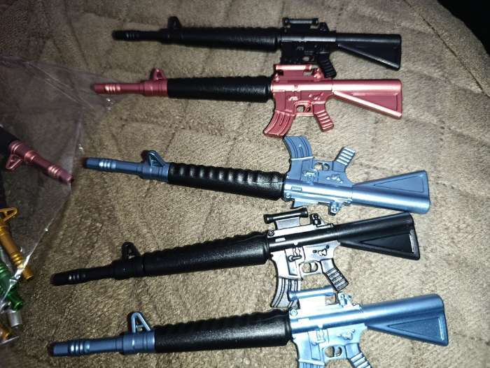 Фотография покупателя товара Ручка-прикол Calligrata «Автомат», синий стержень, шариковая, МИКС - Фото 22