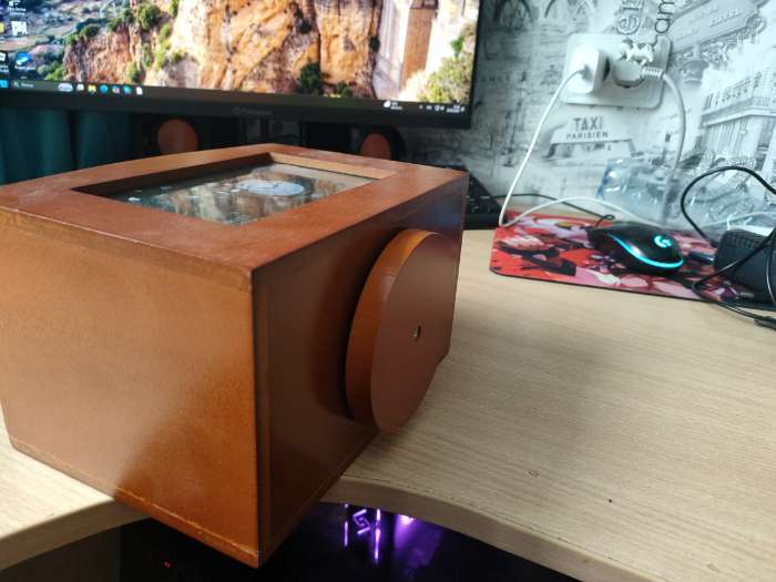 Фотография покупателя товара Фотоархив на 96 фото 10×15 см и 2 фоторамки 9×13 см «Раритет», дерево, 16.5×12×20.3 см - Фото 3