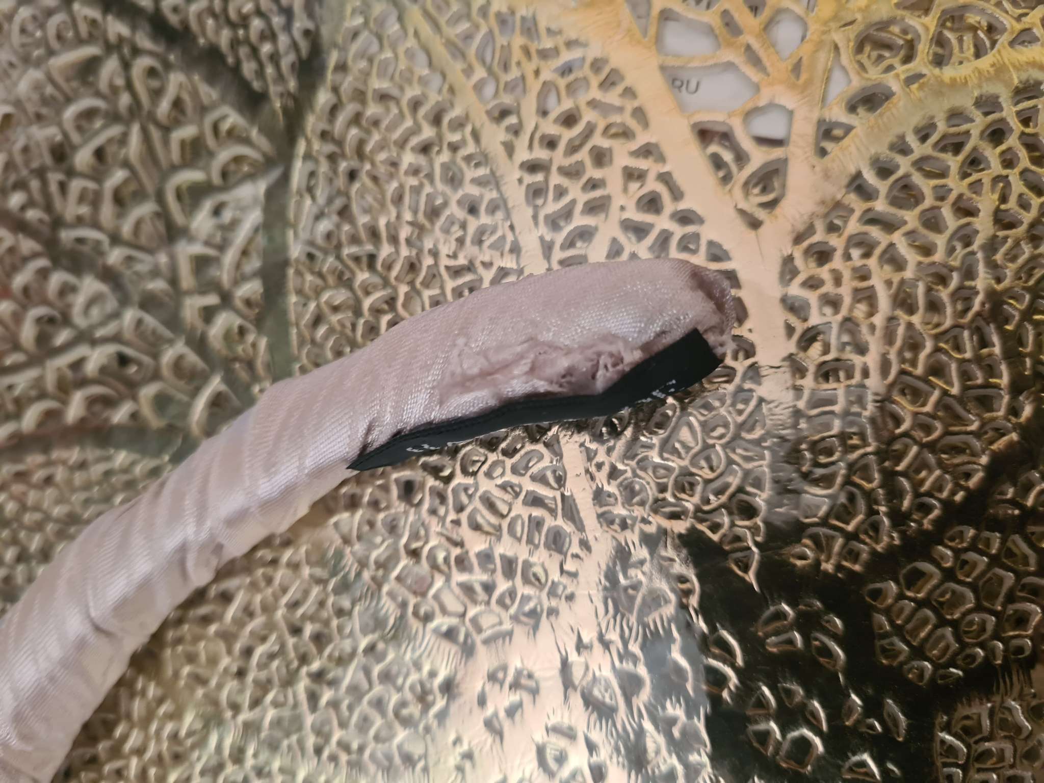 Фотография покупателя товара Ободок для волос QF «Бетти», 1.5 см, бежевый - Фото 1