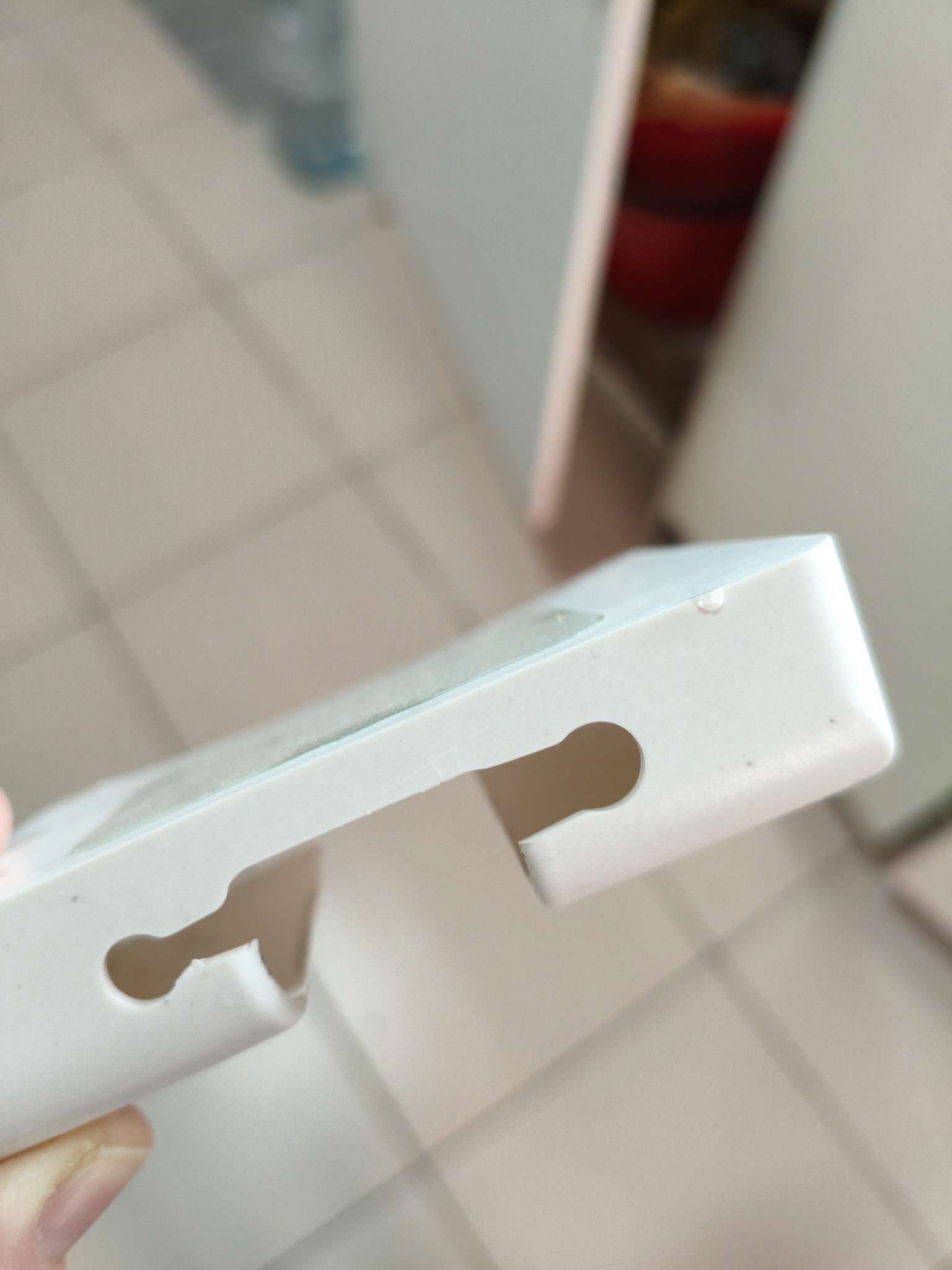 Фотография покупателя товара Держатель для телефона, настенный, самоклеящийся, 10×8.7×2.8 см, белый - Фото 24