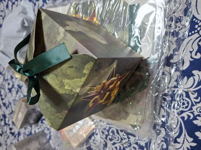 Фотография покупателя товара Коробка подарочная складная, упаковка, «С 23 февраля, камуфляж», 12×12×12 см - Фото 1