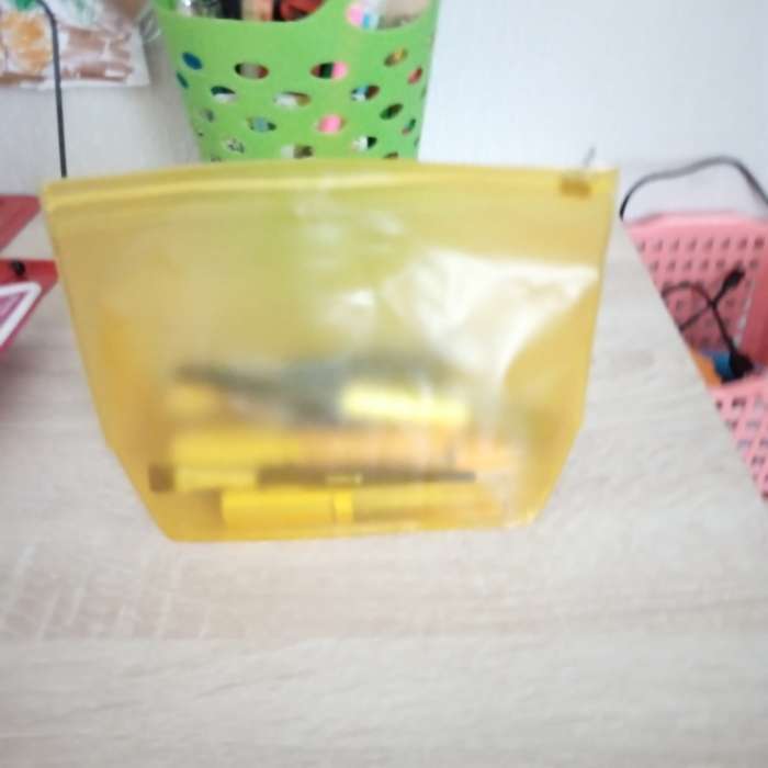 Фотография покупателя товара Косметичка с застежкой зип-лок, цвет прозрачный/жёлтый - Фото 1