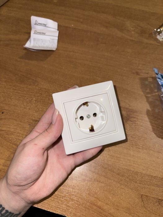 Фотография покупателя товара Розетка Smartbuy «Венера», 16 А, скрытая, одноместная, с заземлением, белая - Фото 1