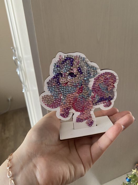 Фотография покупателя товара Алмазная мозаика на новый год для детей на деревянной фигурке «Единорожка», 10×10 см, набор для творчества - Фото 1