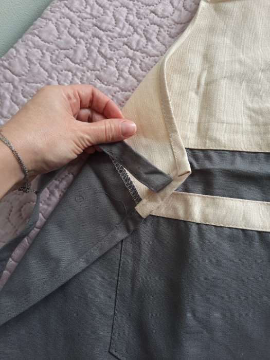 Фотография покупателя товара Фартук кухонный «Этель. Стиль», 75×65 см, 100% хлопок, бежевый/серый - Фото 2