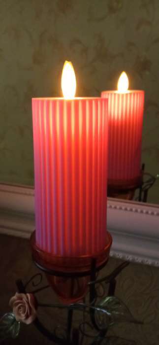 Фотография покупателя товара Светодиодная свеча, ночник LED RISALUX «Уют», 3×ААА, сиреневый, 7.5×7.5×12.5 см - Фото 5