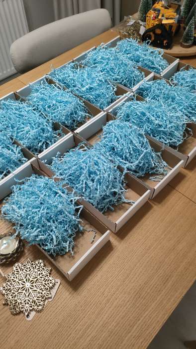 Фотография покупателя товара Наполнитель бумажный для подарков, голубой, 50 г - Фото 3