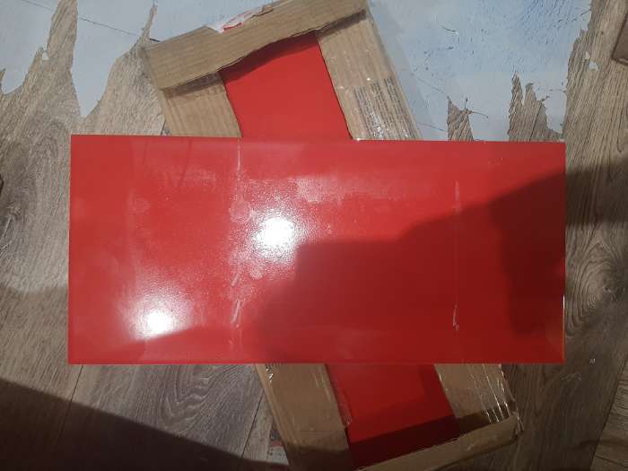 Фотография покупателя товара Плитка настенная Evolution красный рельеф 200x440 (в упаковке 1,05 кв.м) - Фото 2