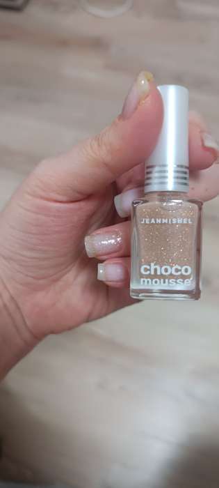 Фотография покупателя товара Лак для ногтей сливочный крем Jeanmishel блестки тон 473, 6 мл - Фото 2