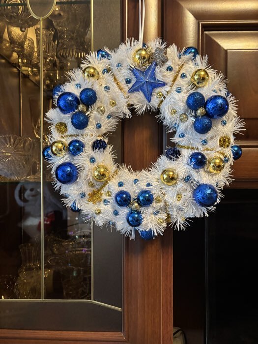 Фотография покупателя товара Ёлочные игрушки «Зима», шары новогодние, набор 6 шт., d=4 см, серебристый - Фото 1