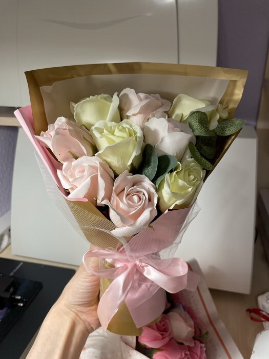 Фотография покупателя товара Букет мыльных роз, премиальный, розово-желтый, 9 шт. - Фото 1
