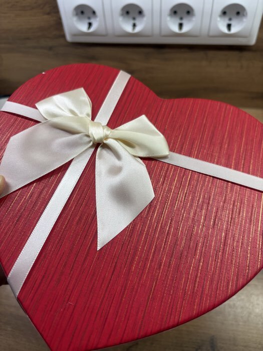 Фотография покупателя товара Набор подарочных коробок сердце 3 в 1, «Белый бант», 22×20×9; 19×17×7.5; 16×13.5×6 см - Фото 2