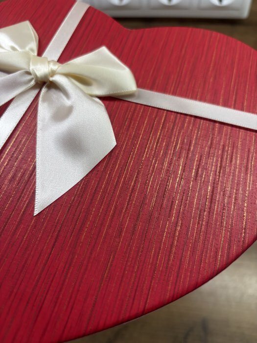 Фотография покупателя товара Набор подарочных коробок сердце 3 в 1, «Белый бант», 22×20×9; 19×17×7.5; 16×13.5×6 см - Фото 3