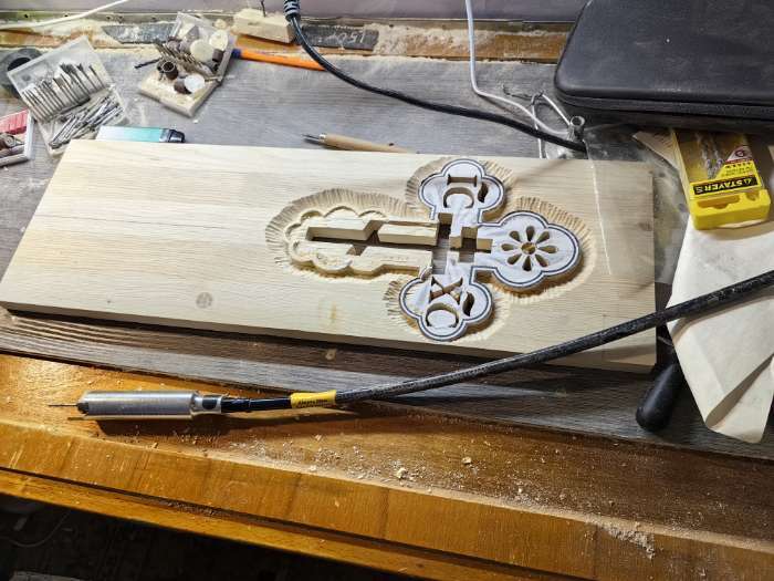 Фотография покупателя товара Фрезер кромочный электрический ТУНДРА, 800 Вт, 30 000 об/мин, цанга 6.35 мм - Фото 1