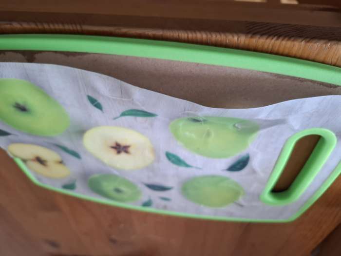 Фотография покупателя товара Доска разделочная Доляна «Зелёные яблоки», прямоугольная, 30×20 см - Фото 1