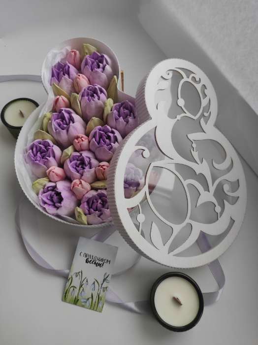 Фотография покупателя товара Коробка подарочная «Синий трактор», 19×14.5×5 см - Фото 3