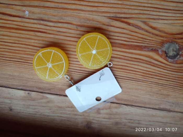 Фотография покупателя товара Серьги пластик "Вкусности" слайс лимона, цвет бело-жёлтый - Фото 1