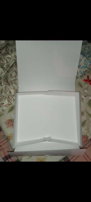 Фотография покупателя товара Коробка подарочная, упаковка, «Поздравляю», 31 х 24.5 х 8 см - Фото 2
