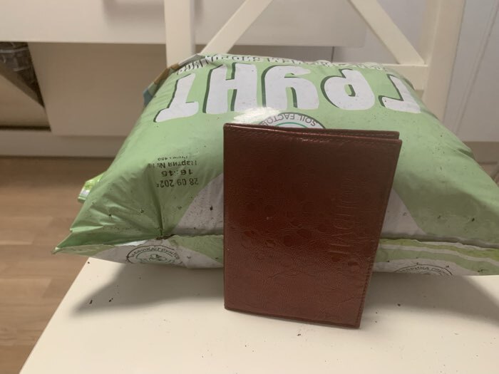 Фотография покупателя товара Почвогрунт Универсальный с биогумусом, Магия роста, 10 л - Фото 5