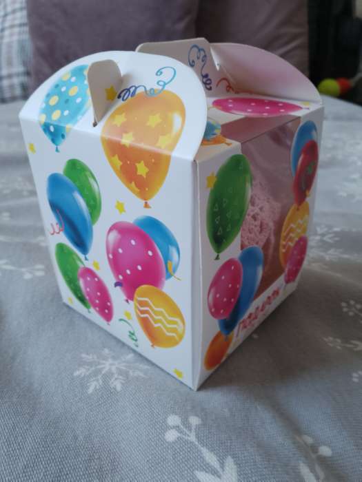 Фотография покупателя товара Упаковка для кондитерских изделий под 1 капкейк «Подарок для тебя», 9×9×10 см - Фото 2