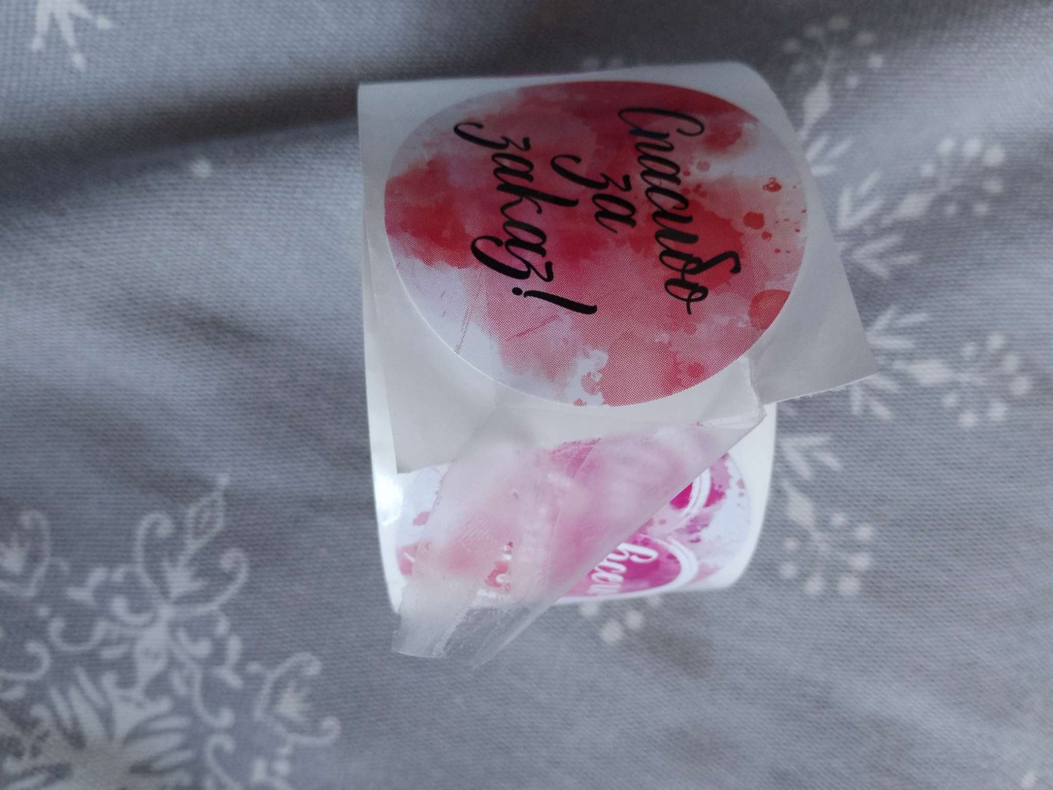 Фотография покупателя товара Наклейки для цветов и подарков «Для тебя», 4.4×4.4 см, 252 шт. - Фото 3