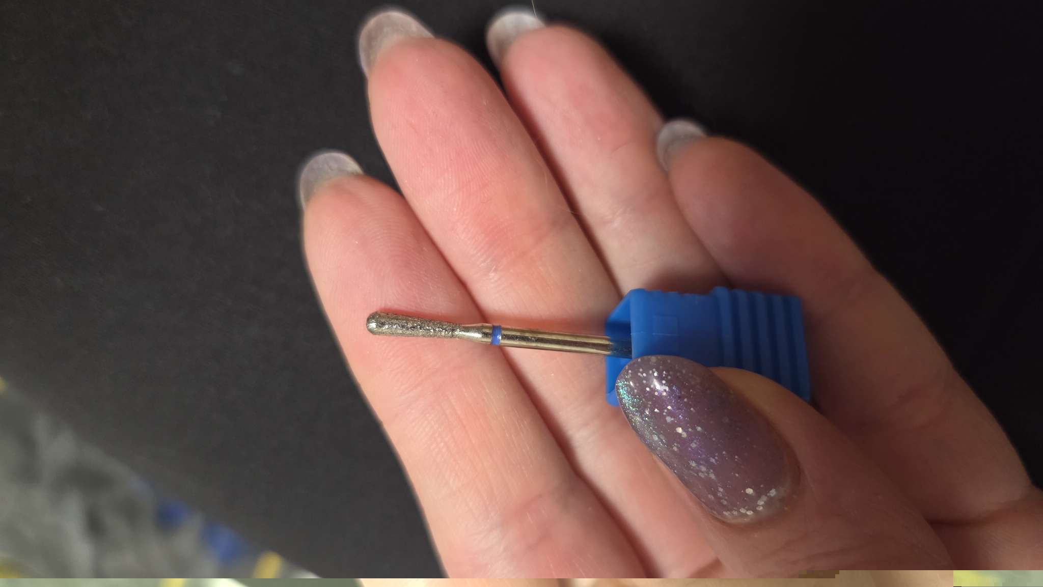 Фотография покупателя товара Фреза алмазная для маникюра «Капля», средняя зернистость, 2.5×10 мм, в пластиковом футляре - Фото 3