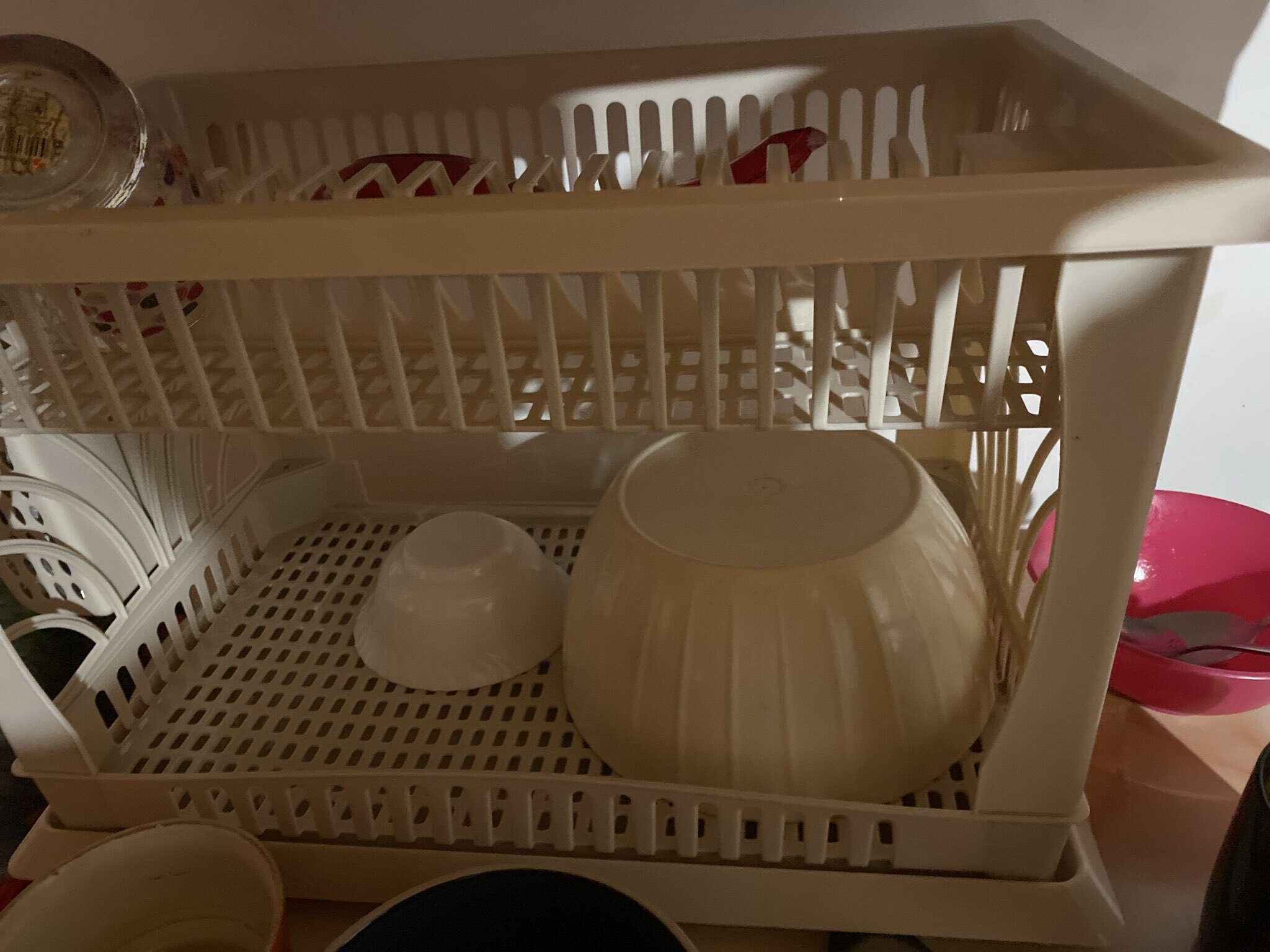 Фотография покупателя товара Сушилка для посуды Альтернатива «Мечта хозяйки», пластик, 48×30.5×30 см, 2-х ярусная, бежевый - Фото 2