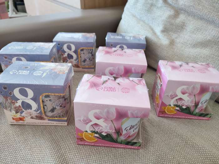 Фотография покупателя товара Подарочный набор «8 марта»: чай чёрный «ваниль и карамель» 50 г, кружка 300 мл.