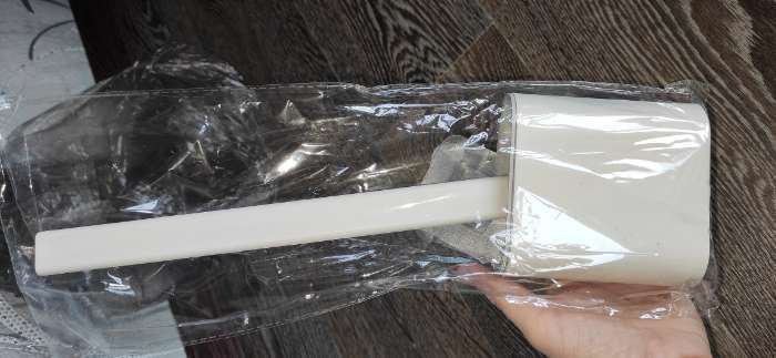 Фотография покупателя товара Ёрш для унитаза силиконовый Доляна «Лилу», 4,3×9,5×36 см, цвет белый - Фото 10
